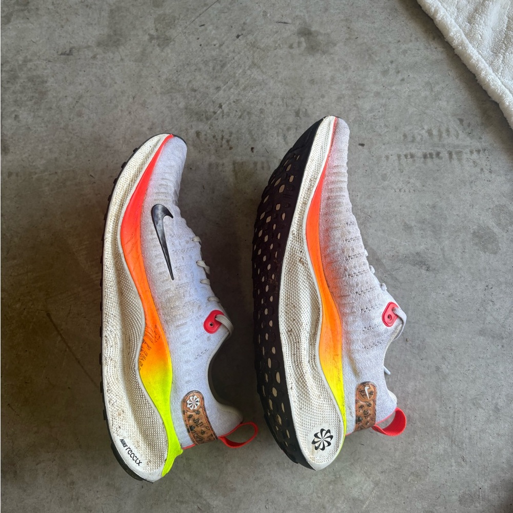 Nike Men’s Infinity 4 - Picture 3 of 4